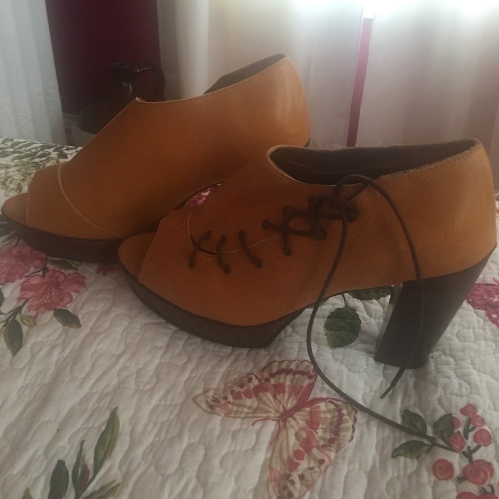 John fluevog NEW shoes
